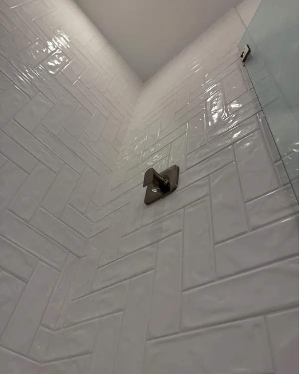 High-end bathroom finishes